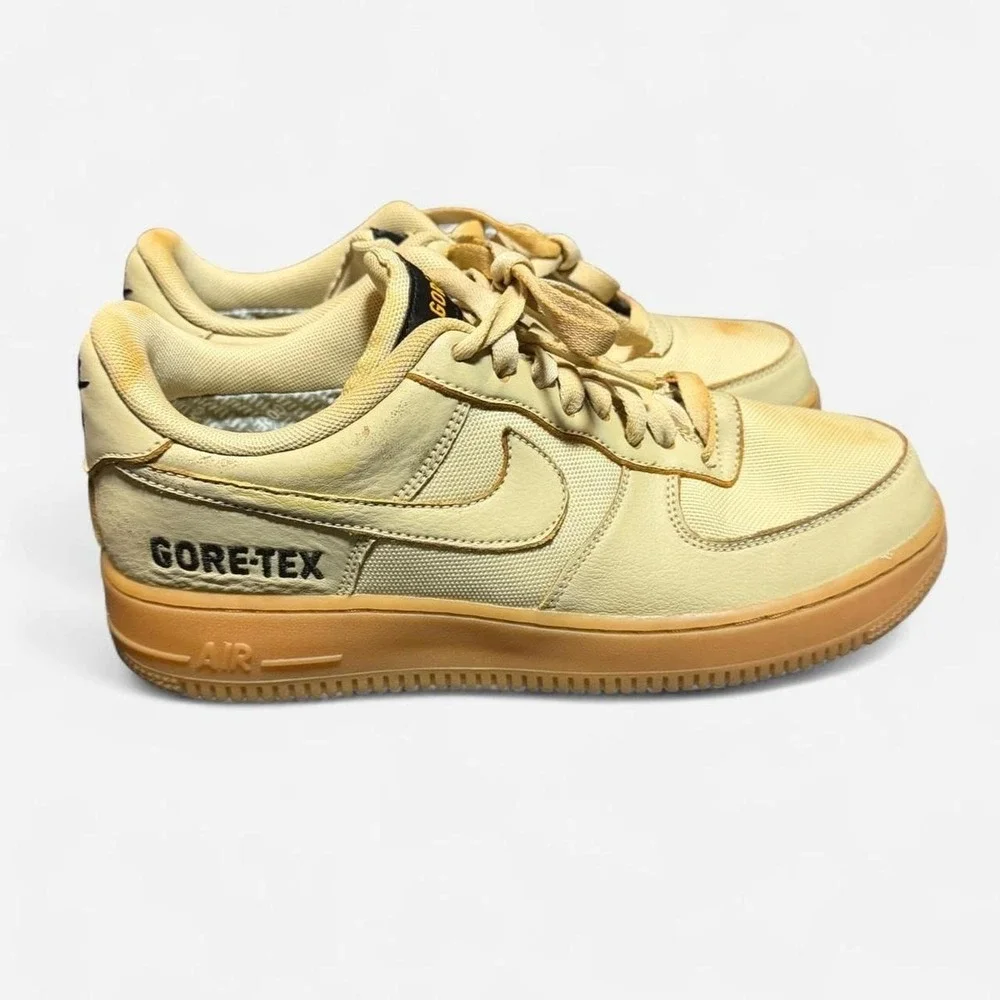 Nike Air Force 1 Low Gore-Tex Team Gold Shoes Size Mens 7.5 Women's 8.5